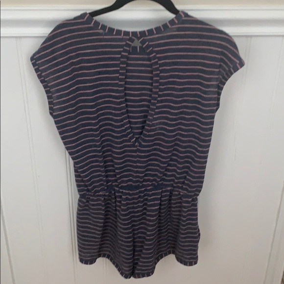 Striped romper onesie - Picture 2 of 5